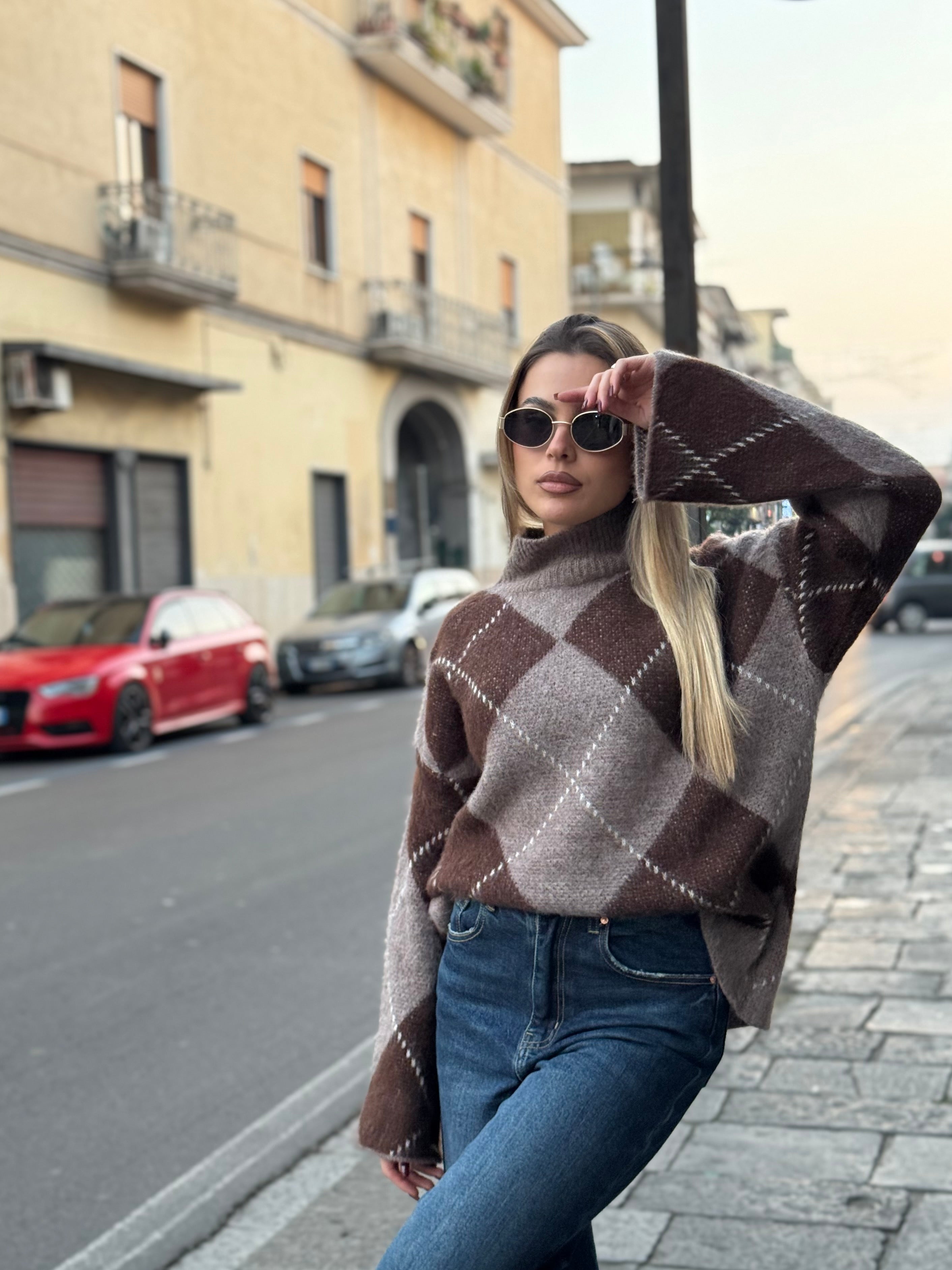 Pull Stephany Marrone