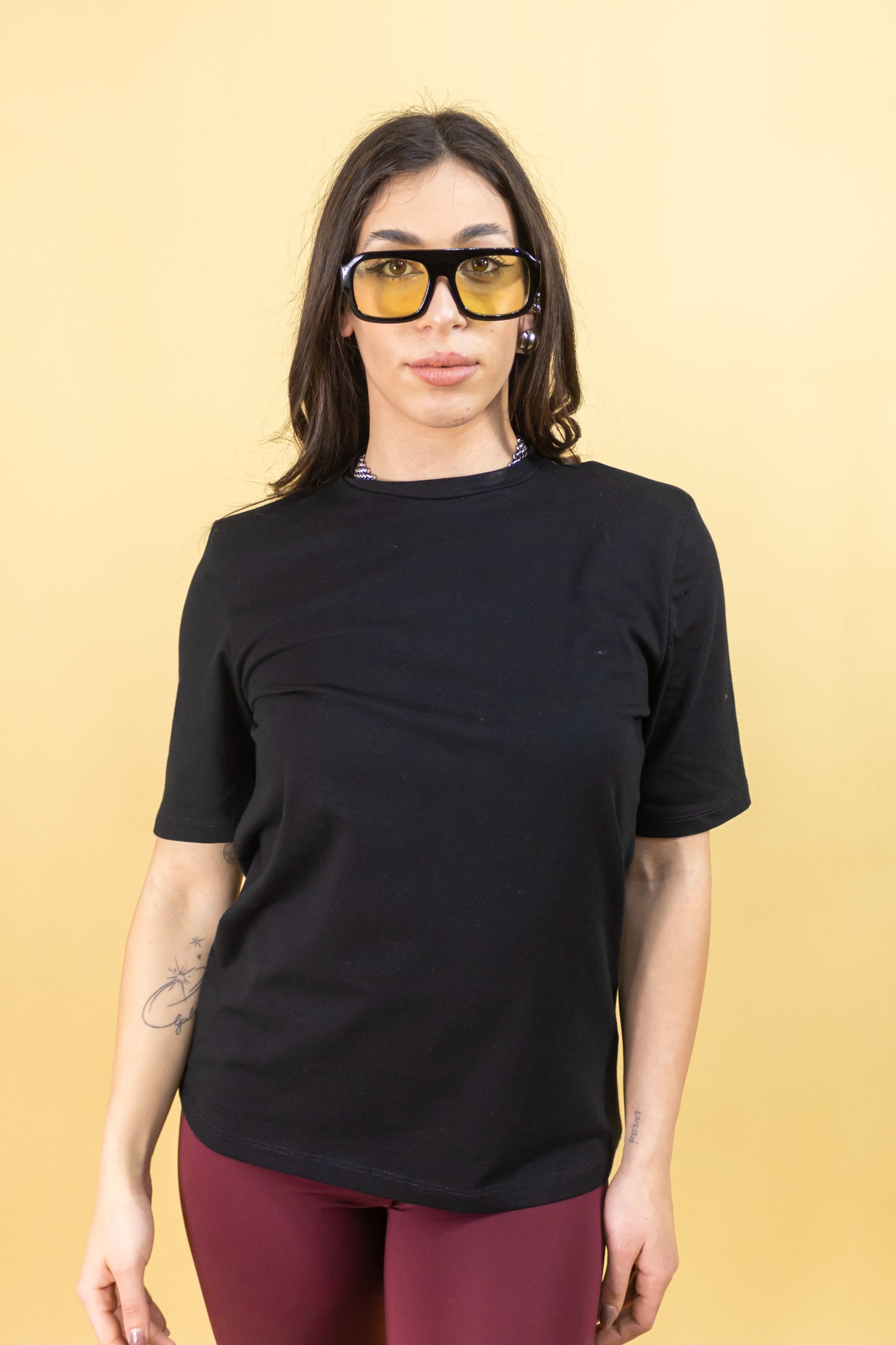 Maglia Raffaella con Spallina Nero Mezza Manica